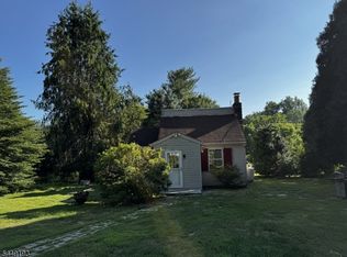 175 Cherry Ln #C, Mendham, NJ 07945