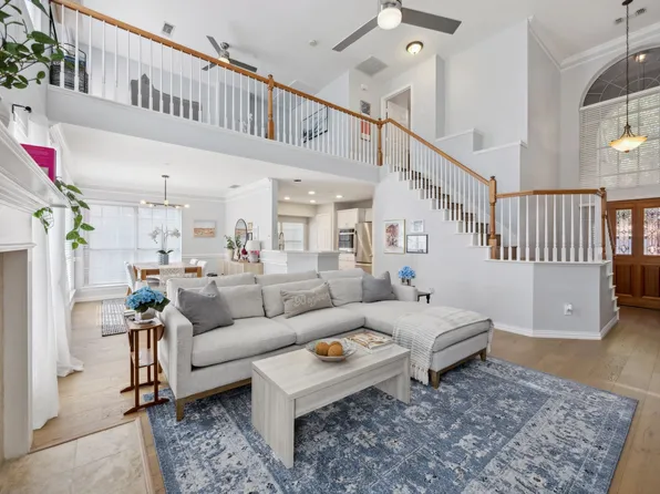 14624 Stratford Ct, Addison, TX 75001