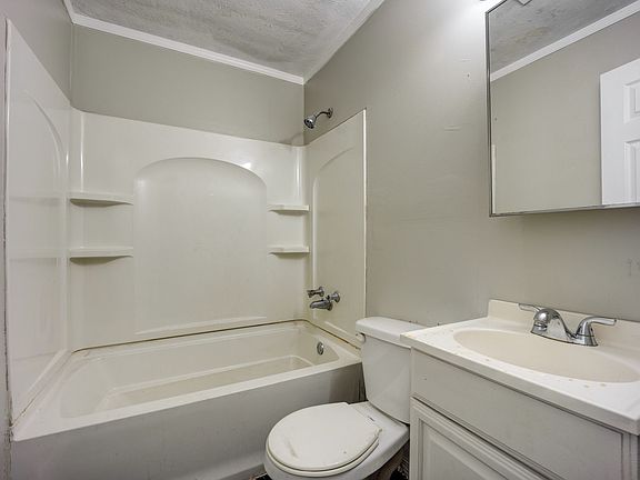 2nd image of 1216 N 35th St