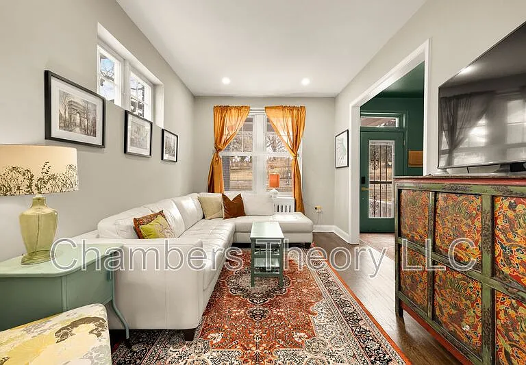2124 N Capitol St NW — Photo 3