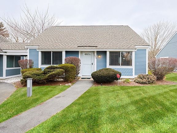 2nd image of 113 Susanna Dr #113