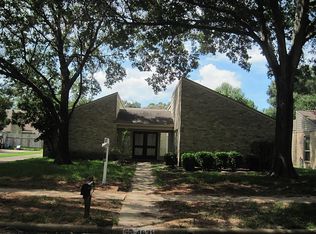 4631 Turf Valley Dr, Houston, TX 77084