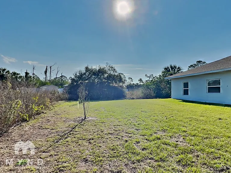 2194 Brancusi Ave — Photo 20