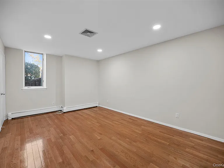 520 Ashford Ave #5 — Photo 21