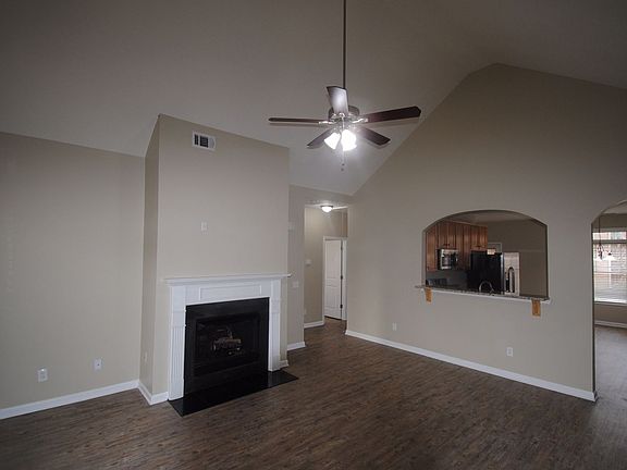 3rd image of 2981 Nairn Ct
