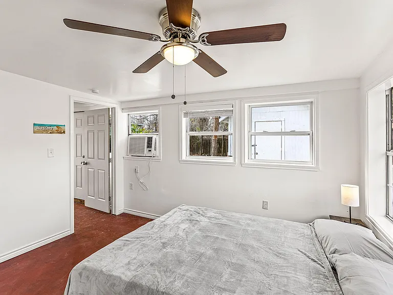Bedroom7_pic1