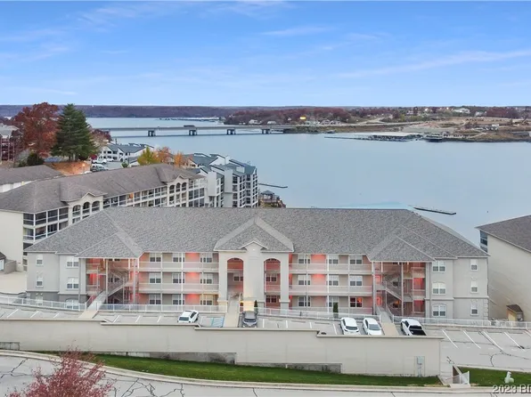 1215 Lands End Pkwy Unit 636, Osage Beach, MO 65065