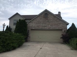 6611 Waterstone Dr, Indianapolis, IN