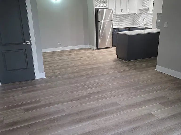 Royal Grove Apartments — Photo 31