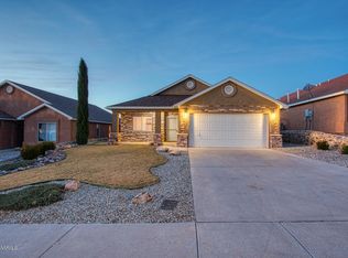 1221 Lea Ranch Dr, Las Cruces, NM 88012