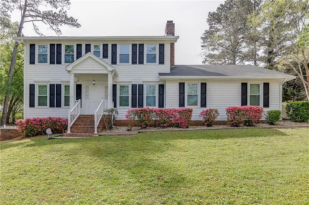 4792 Kenneth Dr SW photo 1