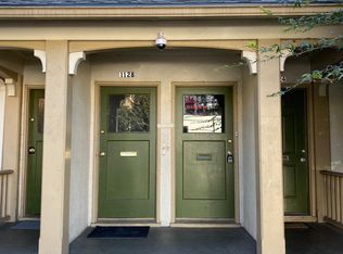 1126 SE Ash St, Portland, OR 97214