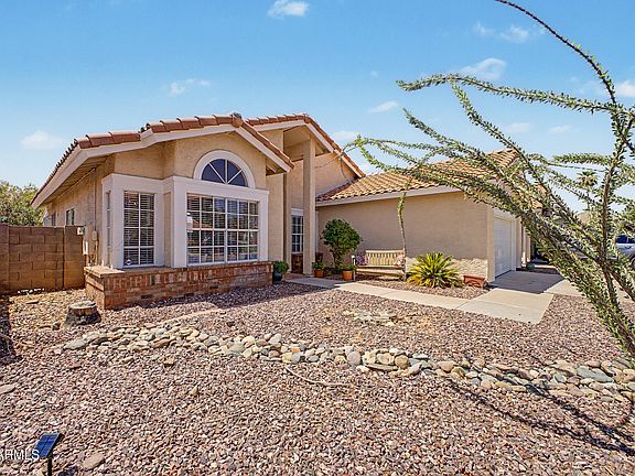 3rd image of 4905 E MONTE CRISTO Avenue