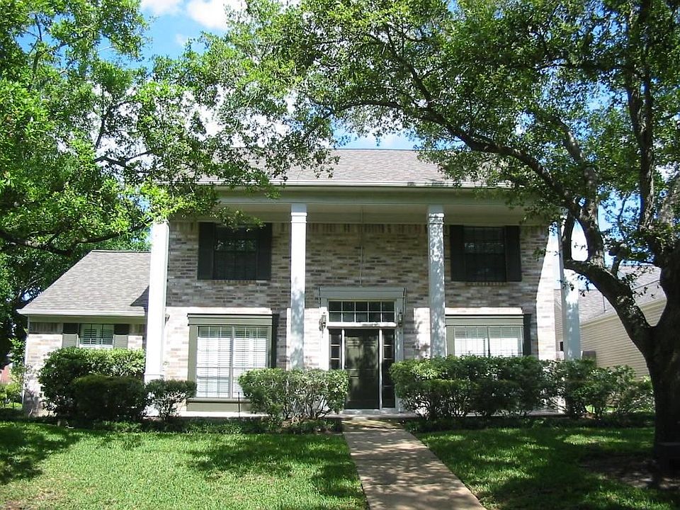 1st image of 319 Longview Dr