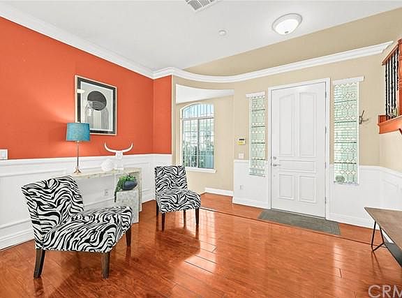 5th image of 653 N Lincoln Ave