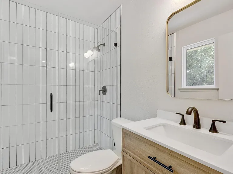 4011 Eskew Dr — Photo 15