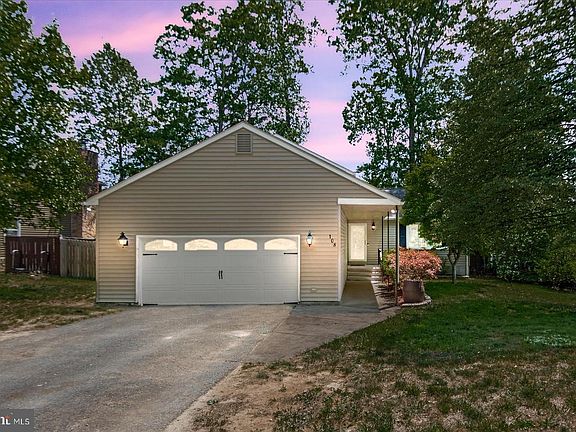2nd image of 108 Cobblers Ct
