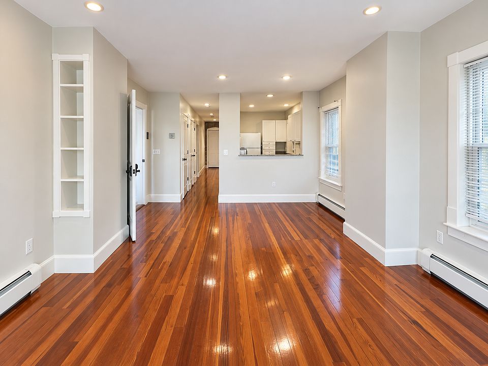 1st image of 153 Highland St Floor 3