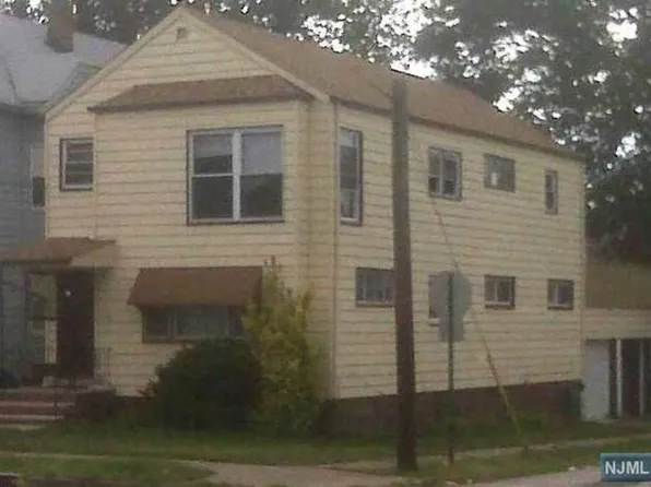 330 Trenton Ave, Paterson, NJ 07503