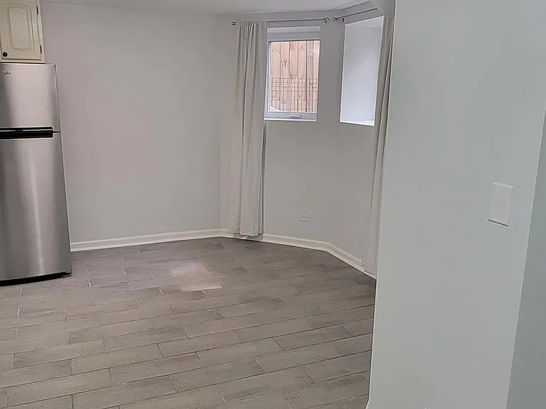 1316 S Millard Ave #B — Photo 5