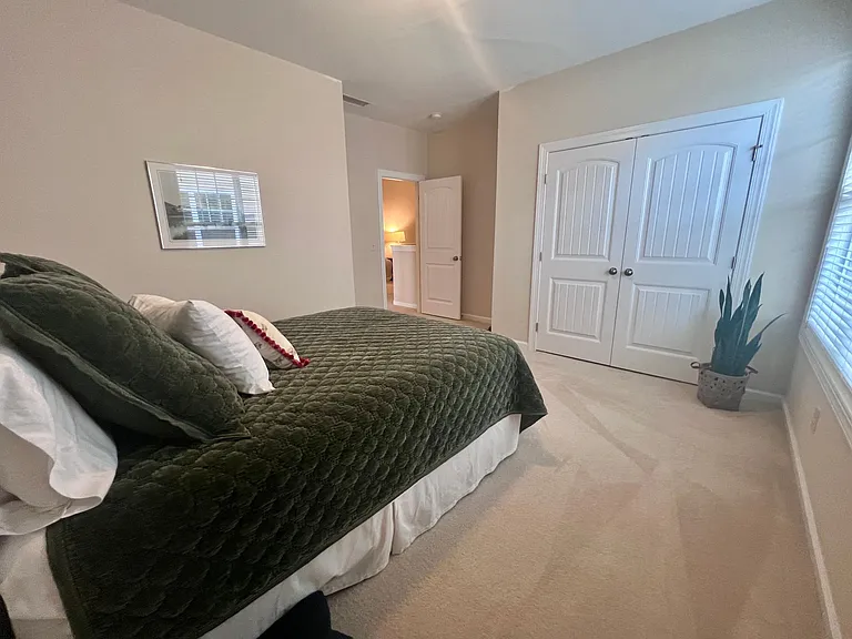 3rd bedroom on the 2rd floor- pic 2