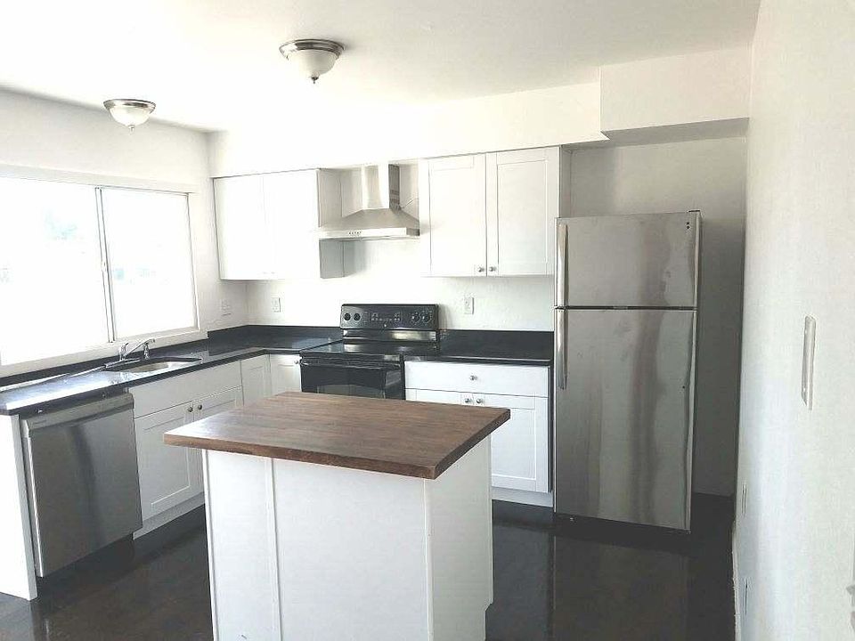 1st image of 2621 E Sweetwater Ave