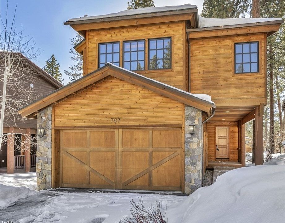 1st image of 797 Rosewood Cir