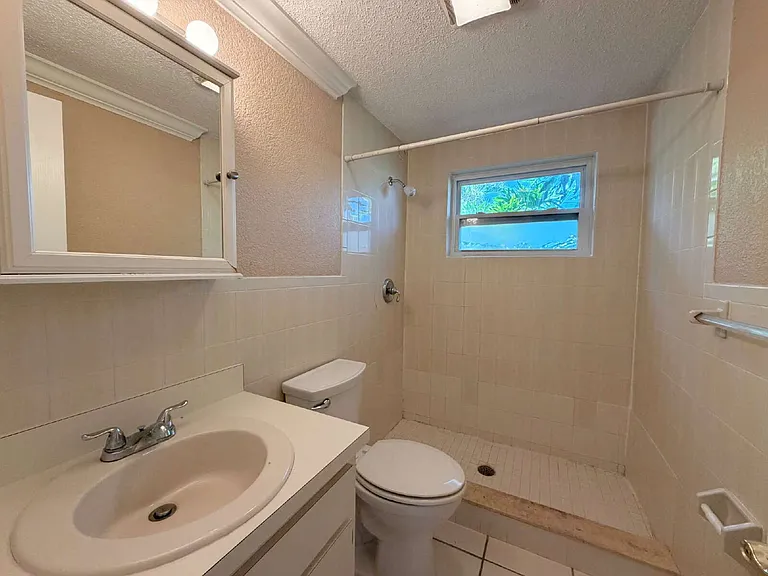 1115 Powersong St — Photo 6