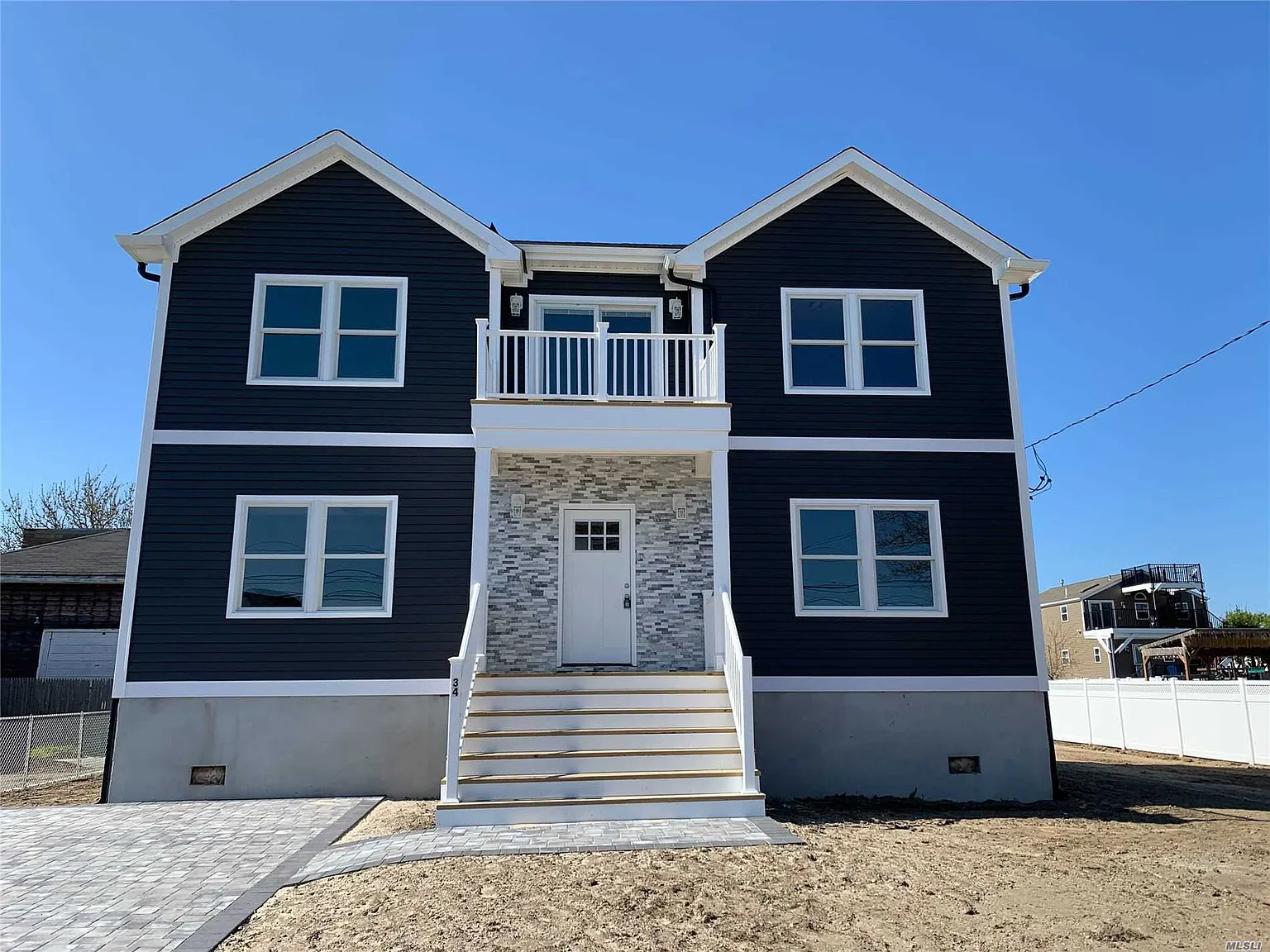 34 E Beach Promenade photo 1
