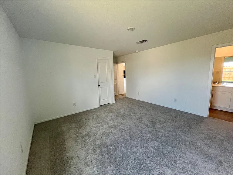 15716 Plum Brook Dr — Photo 13