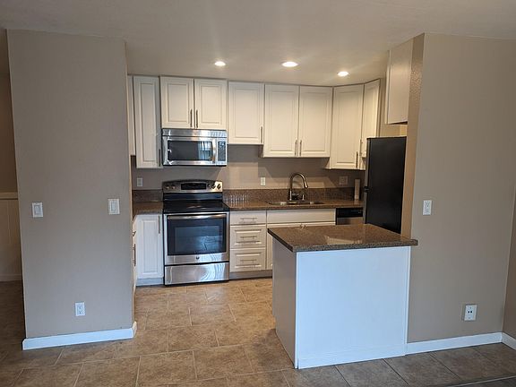 4th image of 745 E Bradley Ave Unit 34