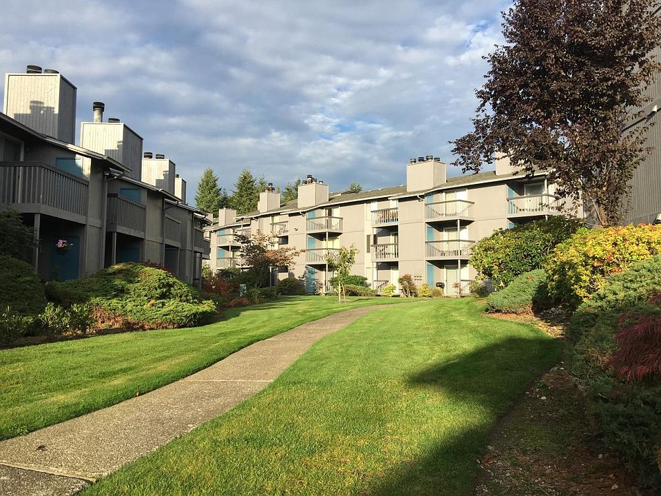 2nd image of 9803 S 248th St #C20