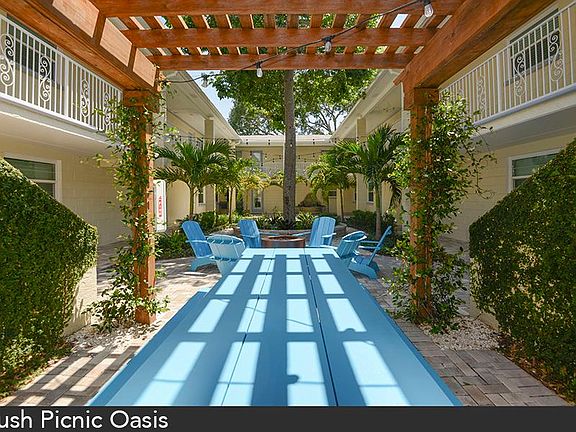 2nd image of 3012 W De Leon St APT 12