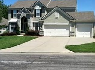 7894 W 156th St, Overland Park, KS 66223