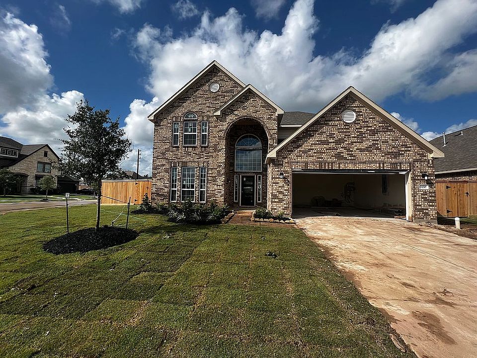 1st image of 430 Bentwood Way