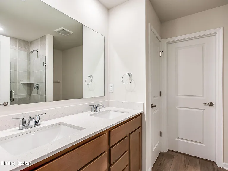 16956 Aiken Ridge Cir — Photo 46
