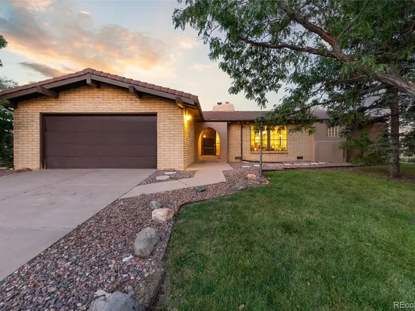 1626 S Robb Way, Lakewood, CO 80232