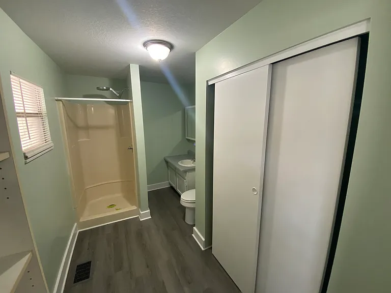 227 E Barnes Ave — Photo 6
