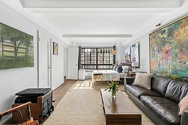 10 Park Avenue, #12F