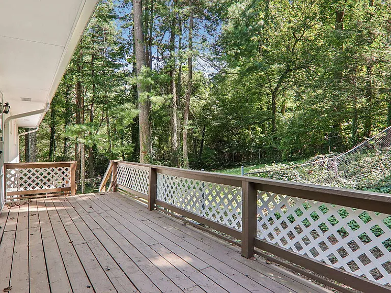 325 Comet Dr — Photo 35