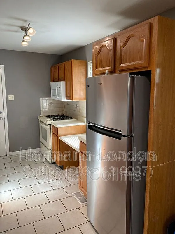 3 bed, 1.0 bath, 952 sqft, $1,495 — Photo 4