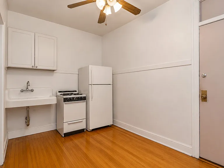 3041 W George St #3S — Photo 5