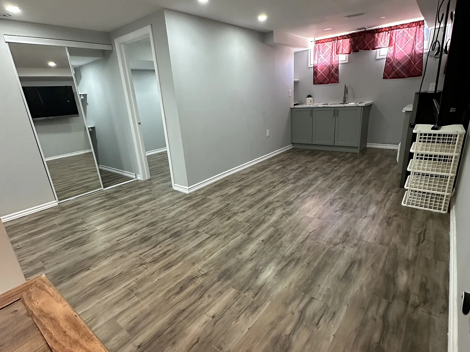 1 bed, $1,250 — Photo 2