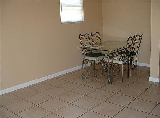 2nd image of 4743 Longfellow Dr