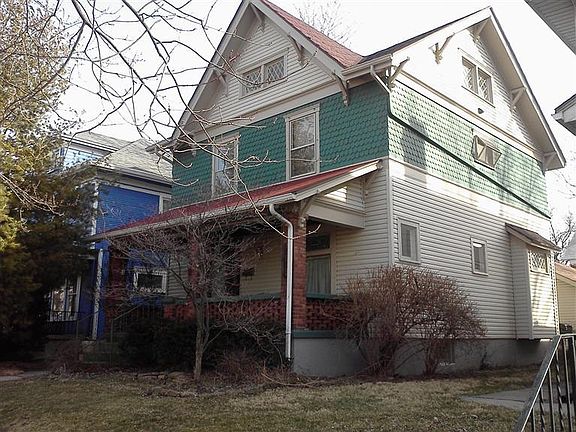 2nd image of 718 Wilfred Ave