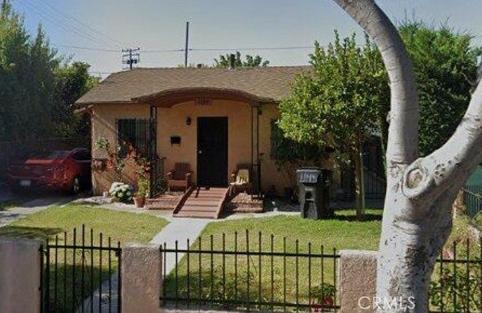 1st image of 1144 E 65th St