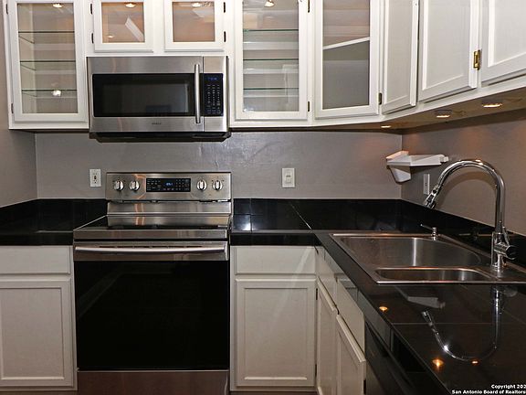 5th image of 7707 Broadway St APT 17