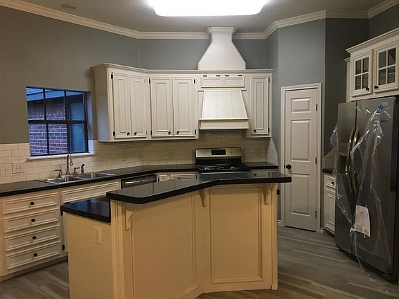3rd image of 212 Audubon Woods Ct