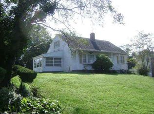 76 Westmont Dr, Middletown, CT 06457