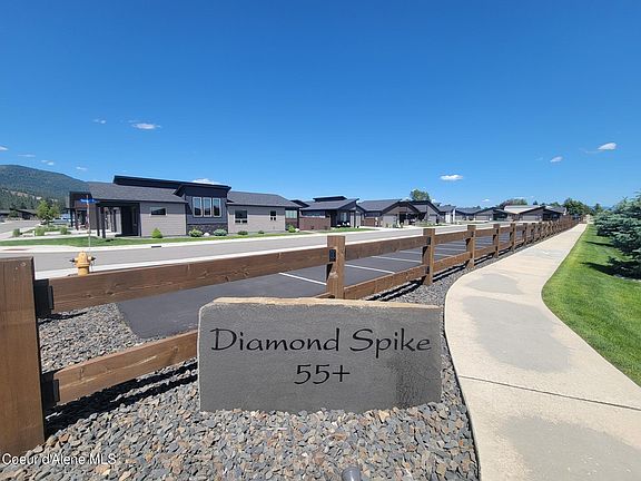 4th image of 13938 N Rainier Loop